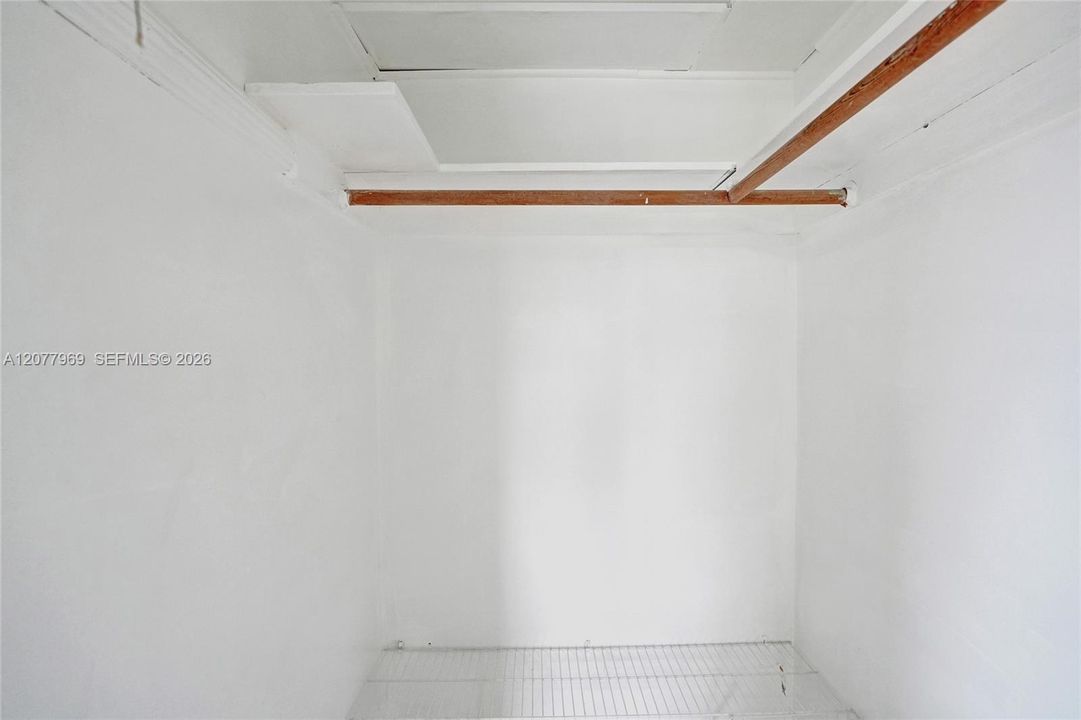 For Sale: $564,900 (3 beds, 2 baths, 1656 Square Feet)