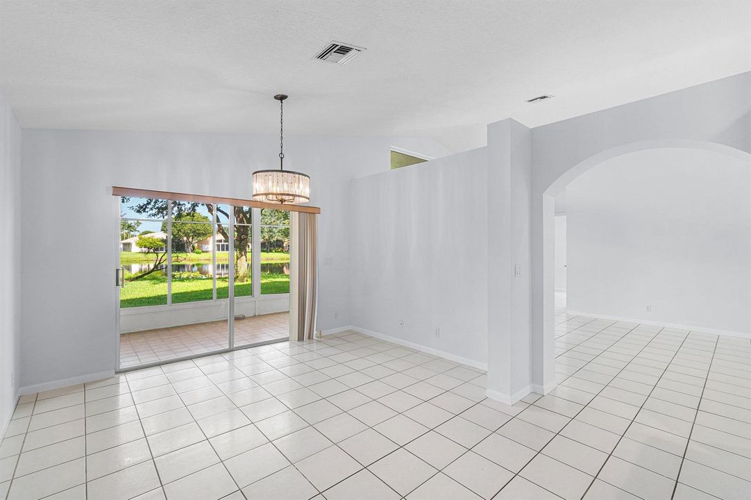 013-5737RoyalClubDrive-BoyntonBeach-FL-3