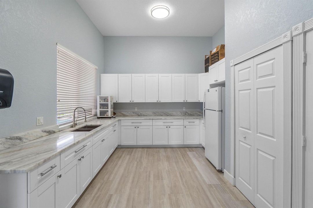 046-5737RoyalClubDrive-BoyntonBeach-FL-3