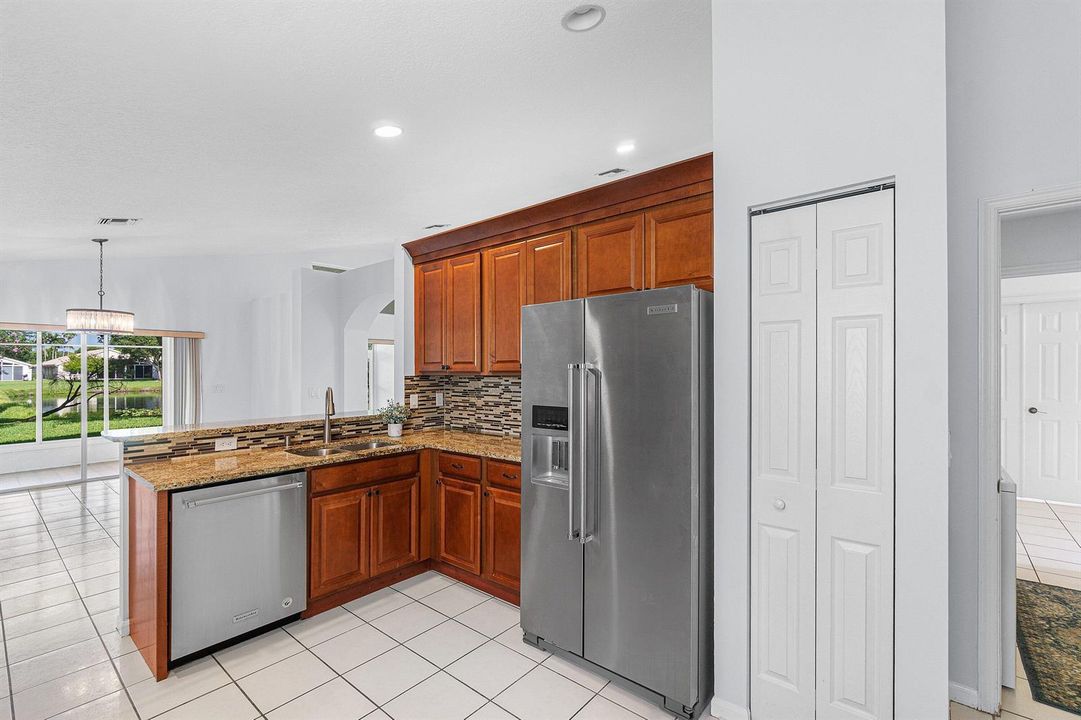 020-5737RoyalClubDrive-BoyntonBeach-FL-3