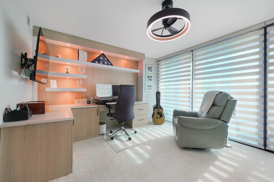 Bedroom/Den