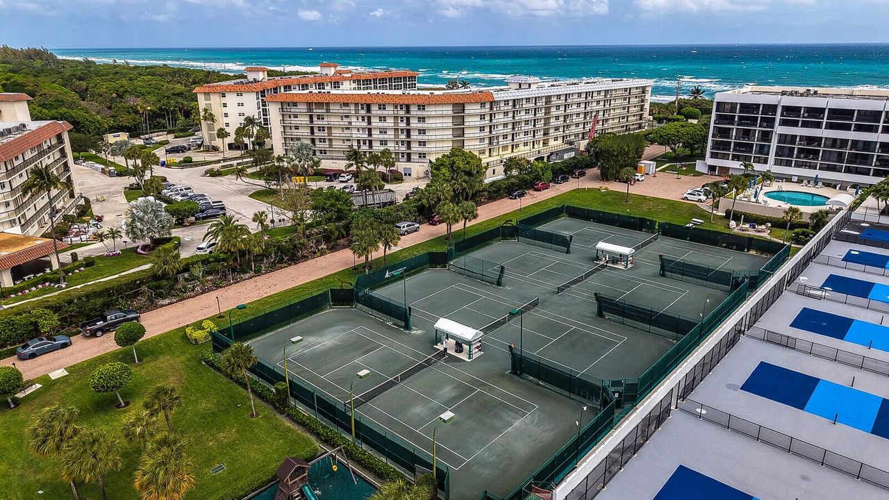 Tennis