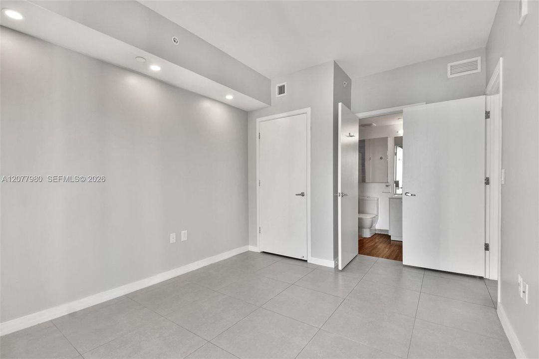 For Rent: $6,500 (2 beds, 3 baths, 1314 Square Feet)
