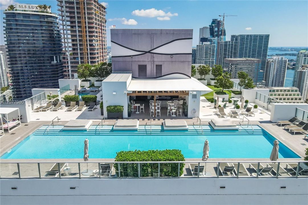 For Rent: $6,500 (2 beds, 3 baths, 1314 Square Feet)