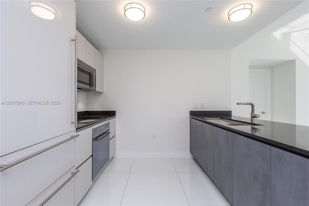 For Rent: $6,500 (2 beds, 3 baths, 1314 Square Feet)
