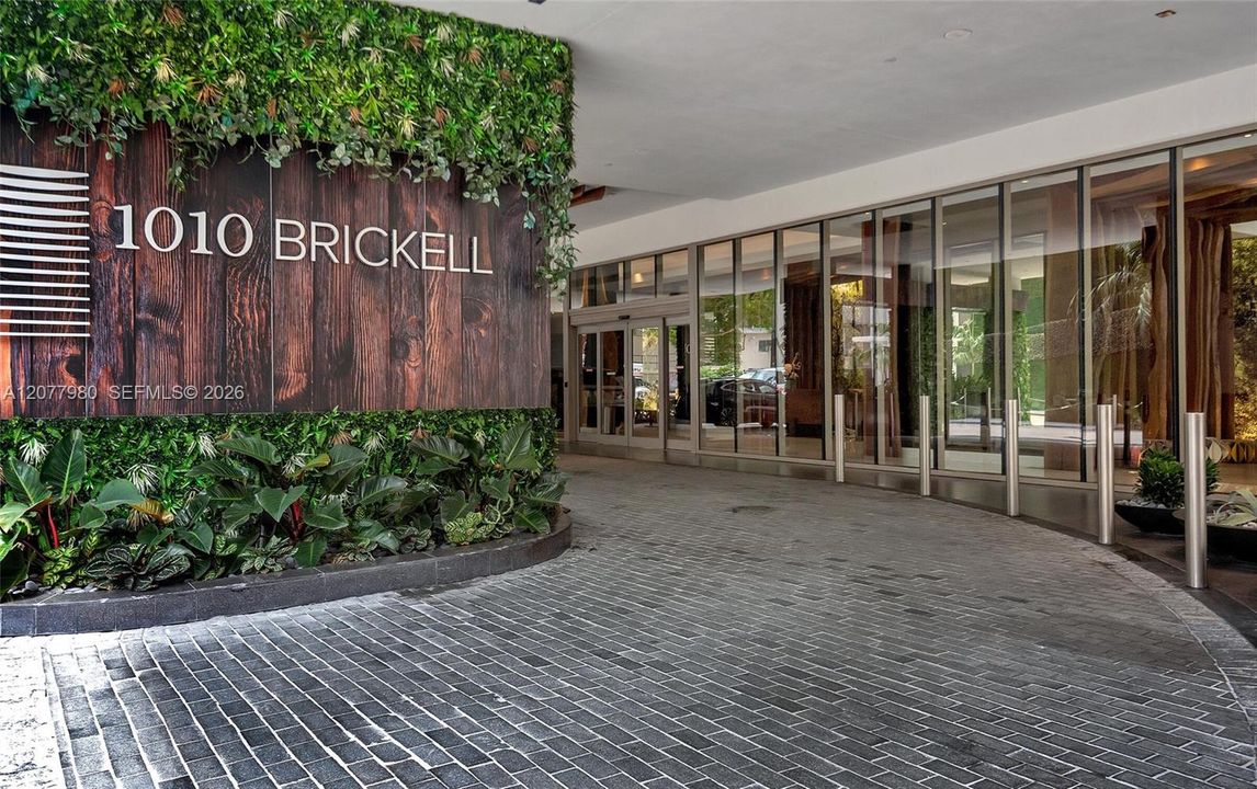 For Rent: $6,500 (2 beds, 3 baths, 1314 Square Feet)