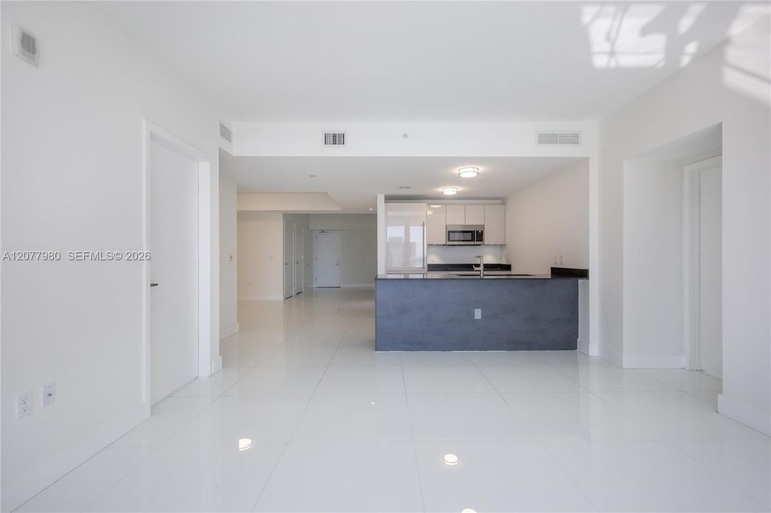 For Rent: $6,500 (2 beds, 3 baths, 1314 Square Feet)