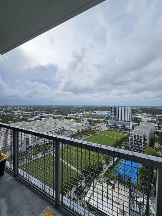 For Rent: $3,100 (1 beds, 1 baths, 761 Square Feet)