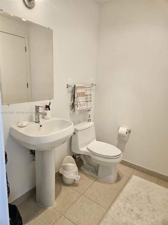For Rent: $3,100 (1 beds, 1 baths, 761 Square Feet)