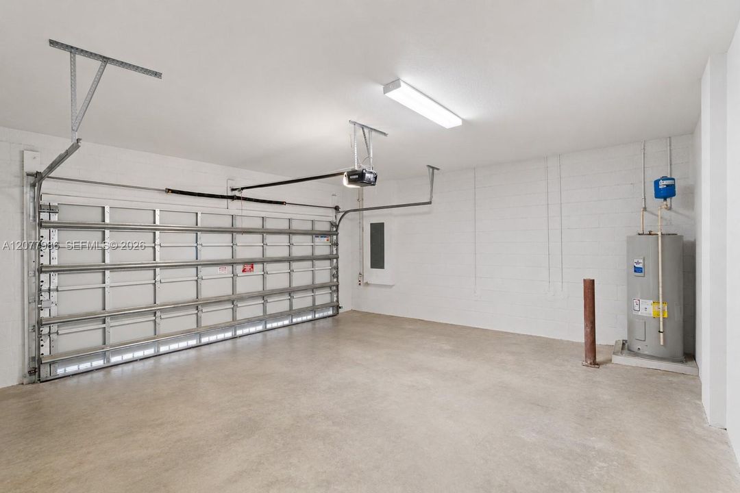 For Sale: $624,000 (4 beds, 2 baths, 2544 Square Feet)