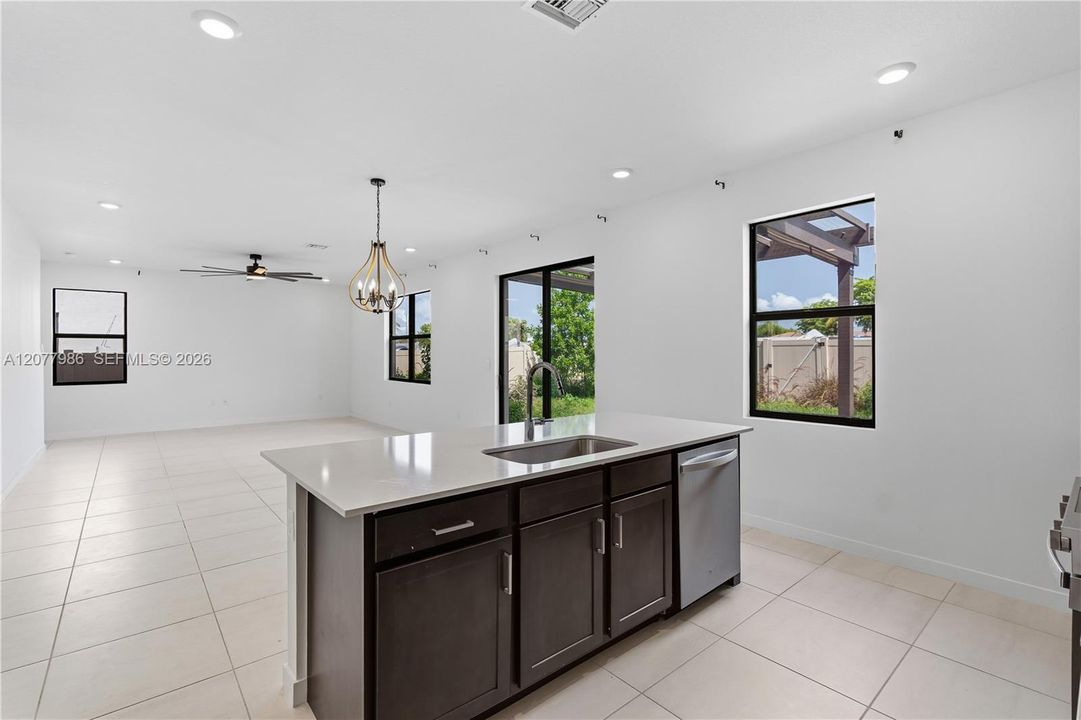 For Sale: $624,000 (4 beds, 2 baths, 2544 Square Feet)