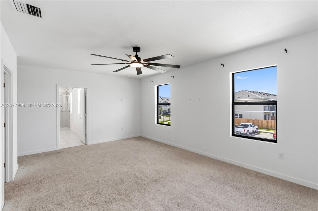 For Sale: $624,000 (4 beds, 2 baths, 2544 Square Feet)