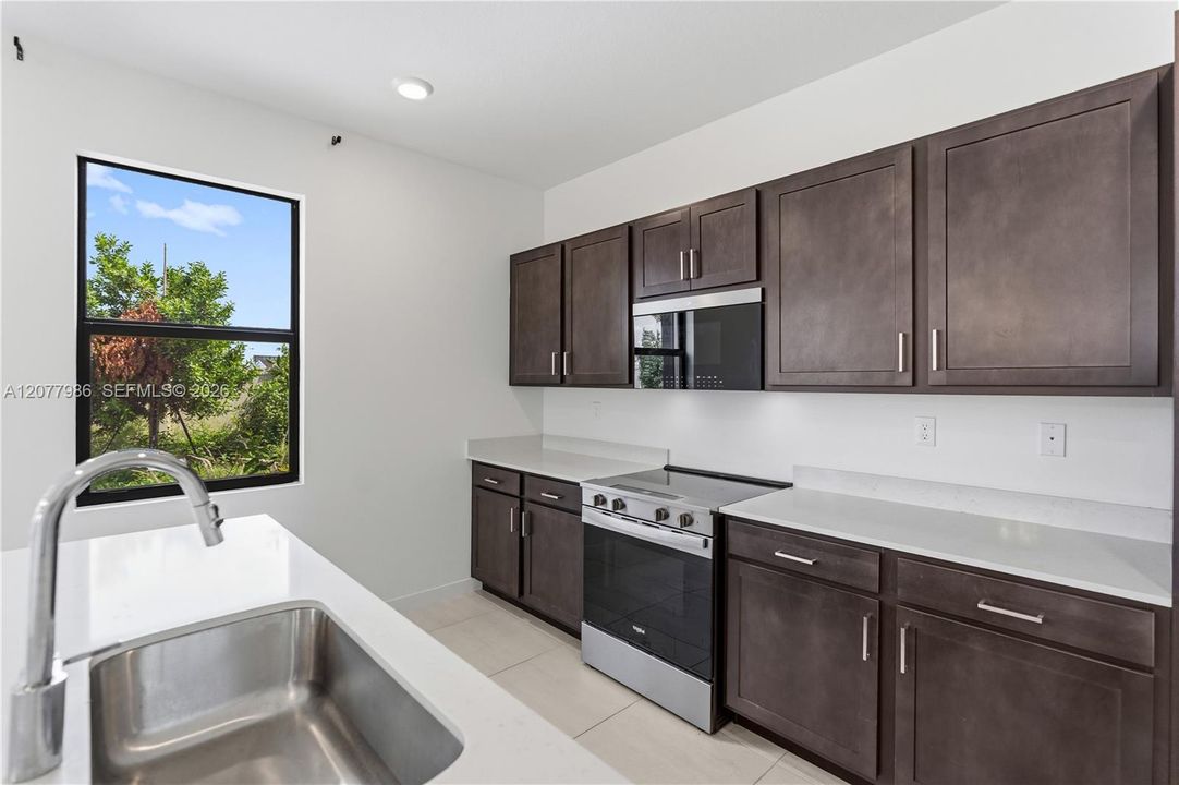 For Sale: $624,000 (4 beds, 2 baths, 2544 Square Feet)