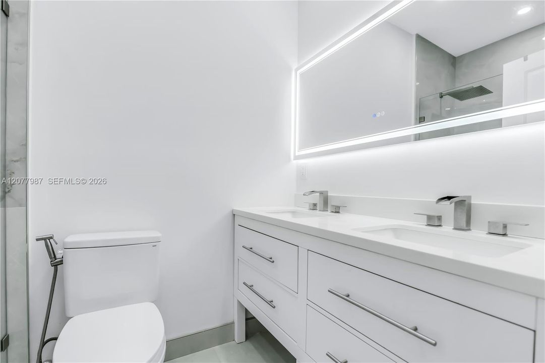 For Sale: $349,999 (3 beds, 2 baths, 1330 Square Feet)