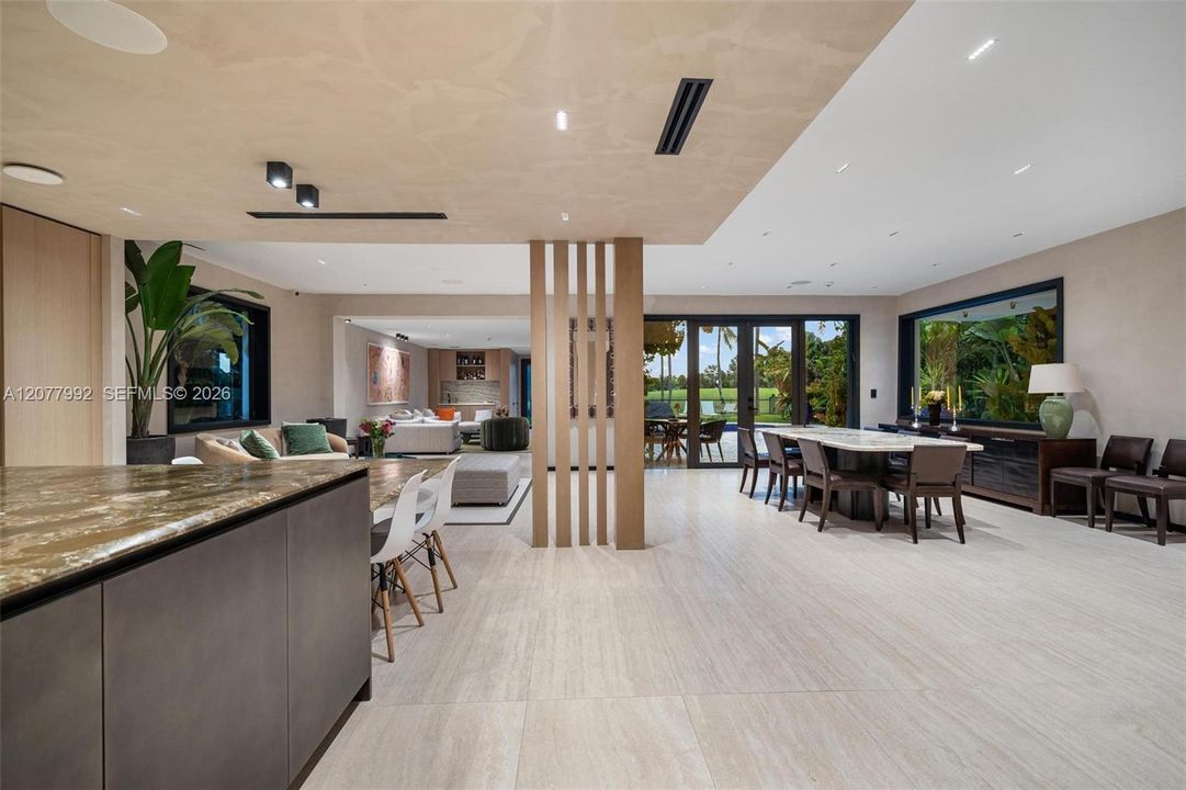 En Venta: $10,360,000 (5 camas, 4 baños, 4962 Pies cuadrados)