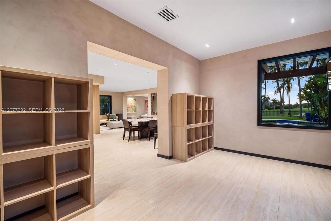En Venta: $10,360,000 (5 camas, 4 baños, 4962 Pies cuadrados)