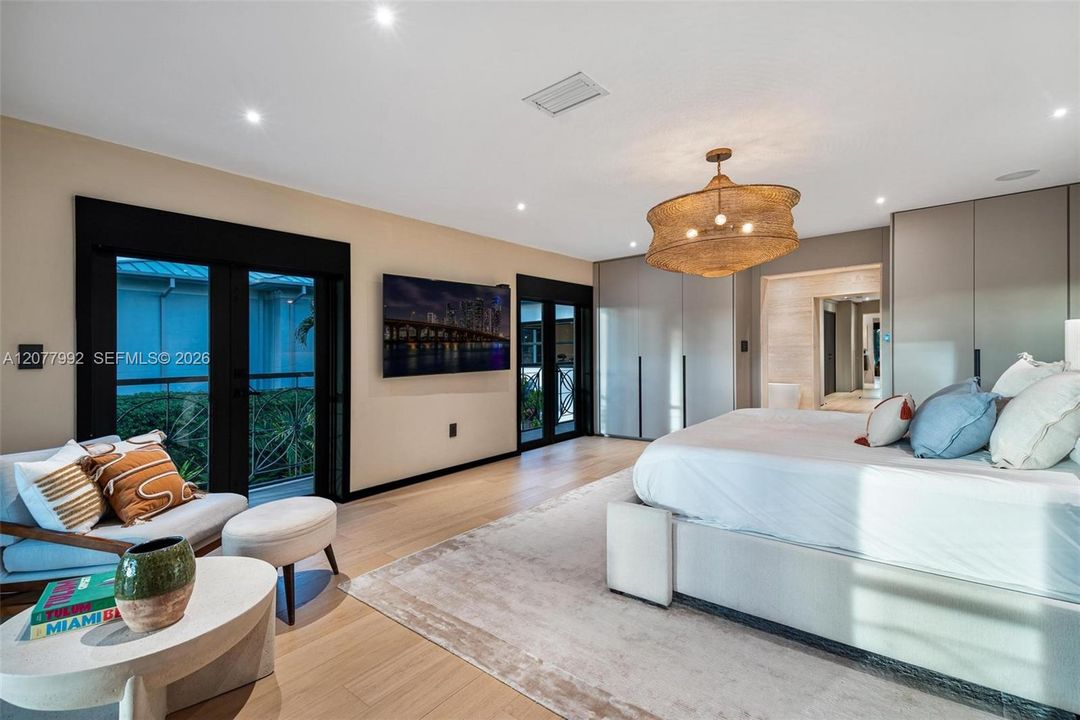 En Venta: $10,360,000 (5 camas, 4 baños, 4962 Pies cuadrados)