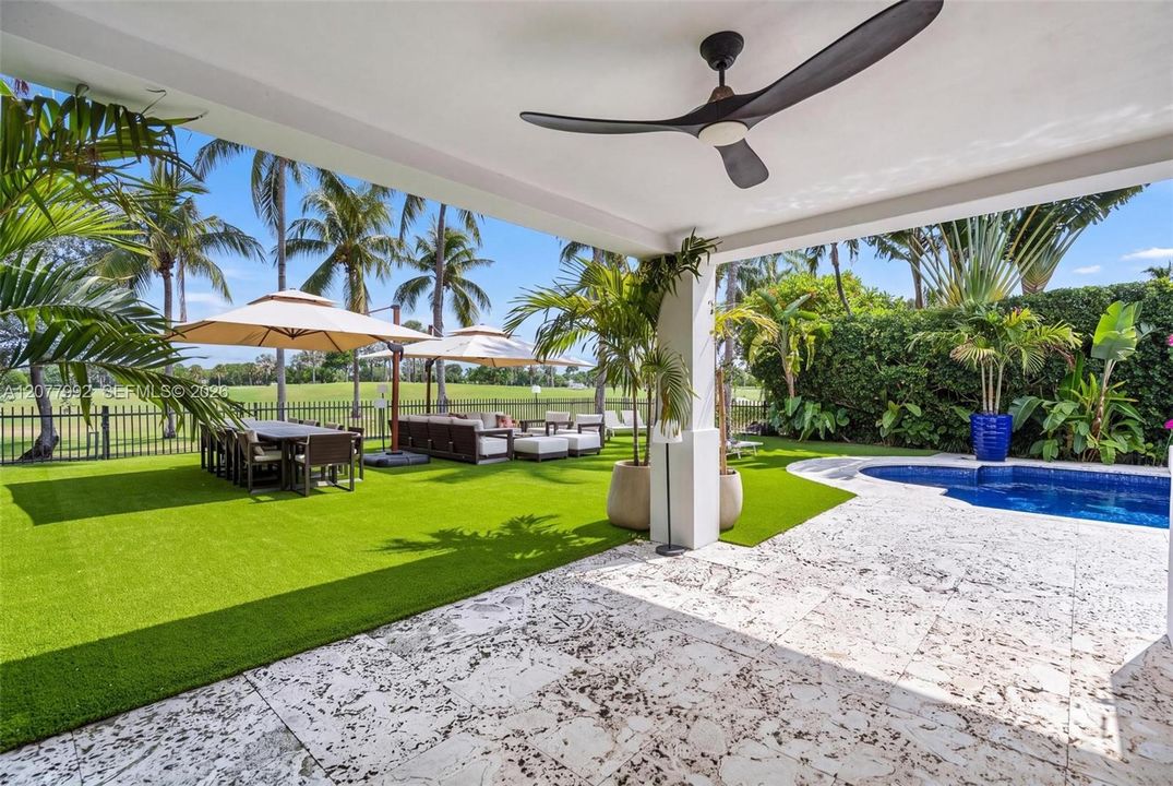 En Venta: $10,360,000 (5 camas, 4 baños, 4962 Pies cuadrados)