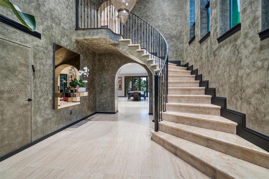 En Venta: $10,360,000 (5 camas, 4 baños, 4962 Pies cuadrados)