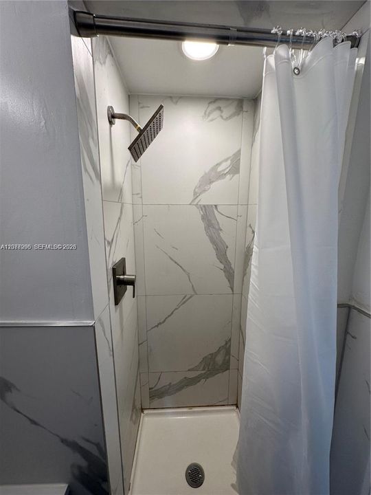 For Rent: $1,425 (0 beds, 1 baths, 200 Square Feet)