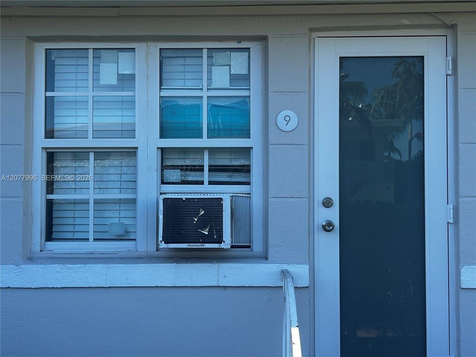For Rent: $1,425 (0 beds, 1 baths, 200 Square Feet)