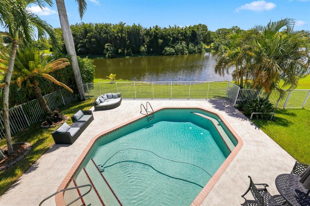 51_1690_corsica_dr_wellington_fl_33414_u