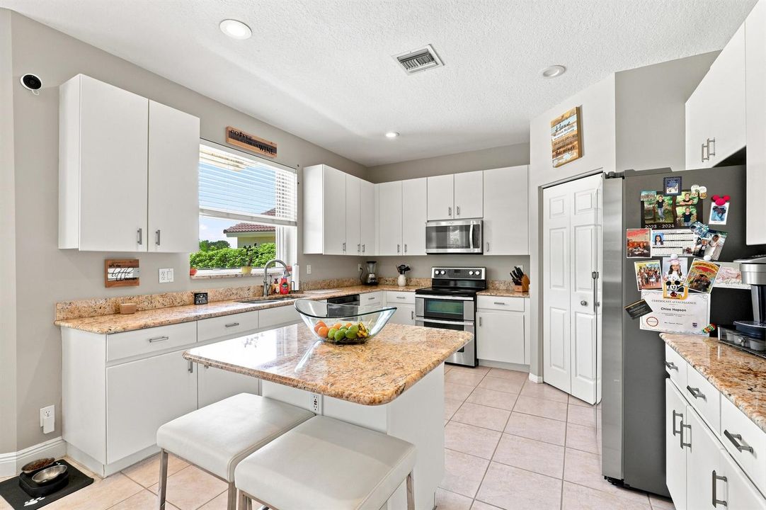 14_1690_corsica_dr_wellington_fl_33414_u