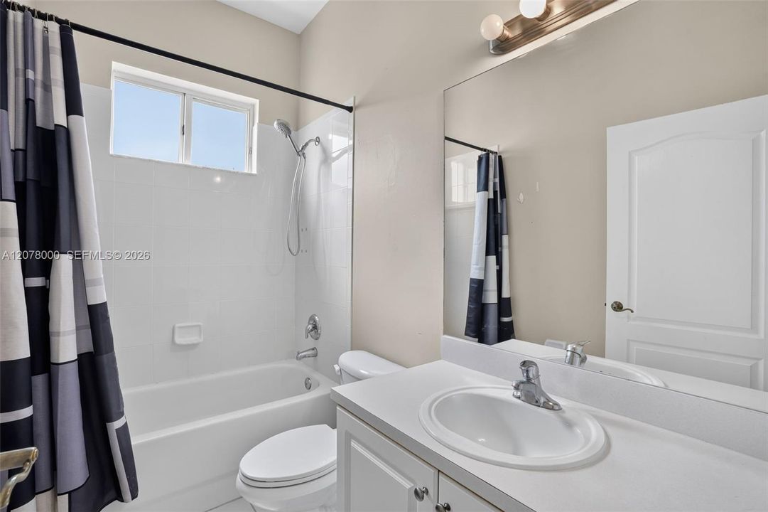 For Sale: $625,000 (4 beds, 3 baths, 2578 Square Feet)