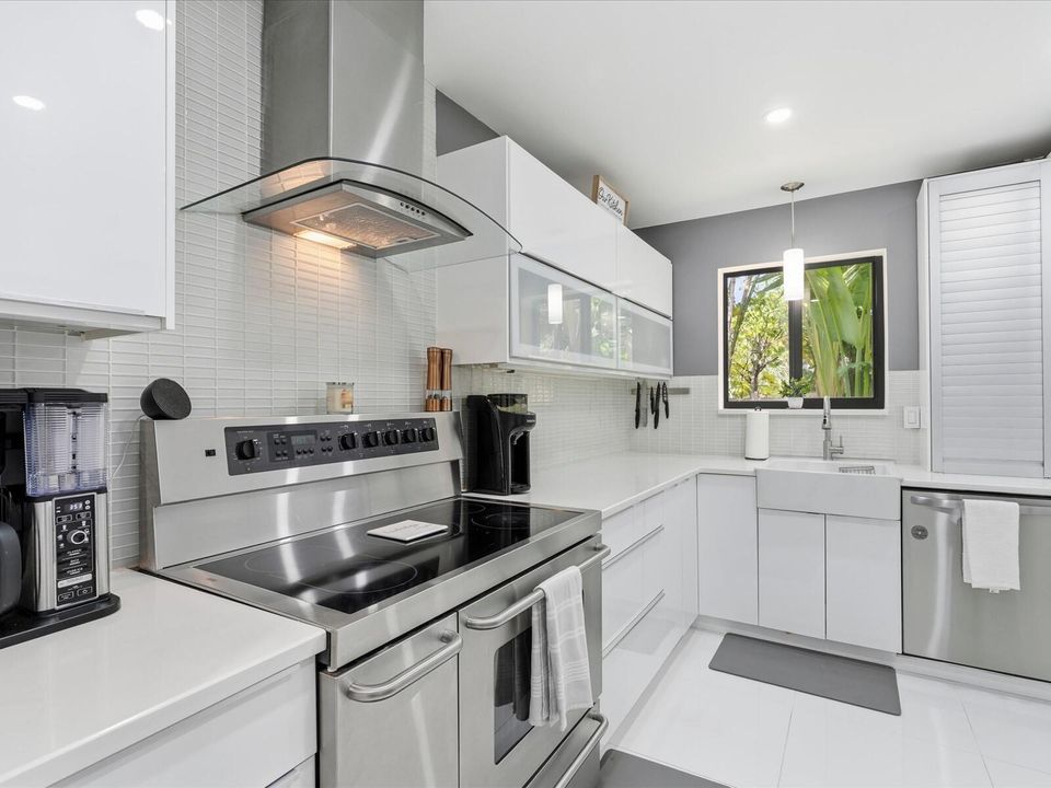 24-Kitchen