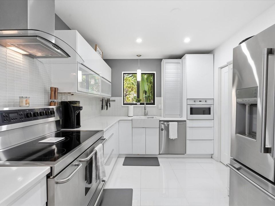 23-Kitchen