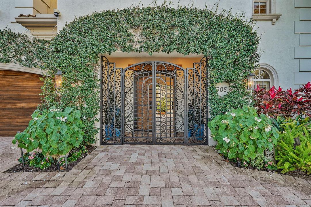05-2508 Mizner Lake Court-5