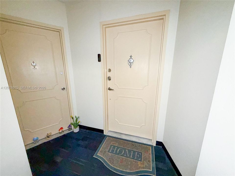For Sale: $235,000 (2 beds, 2 baths, 1140 Square Feet)