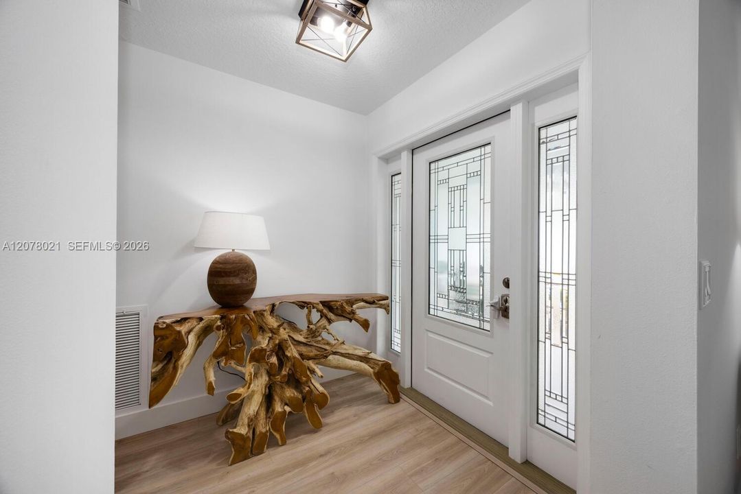 For Rent: $5,500 (4 beds, 2 baths, 2340 Square Feet)