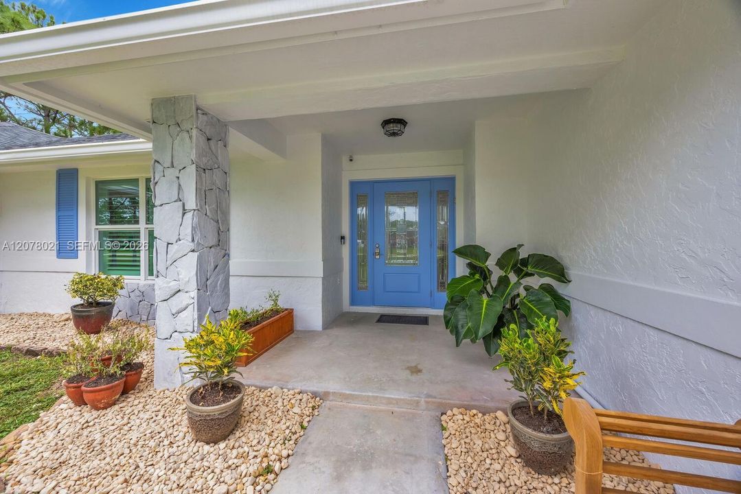 For Rent: $5,500 (4 beds, 2 baths, 2340 Square Feet)