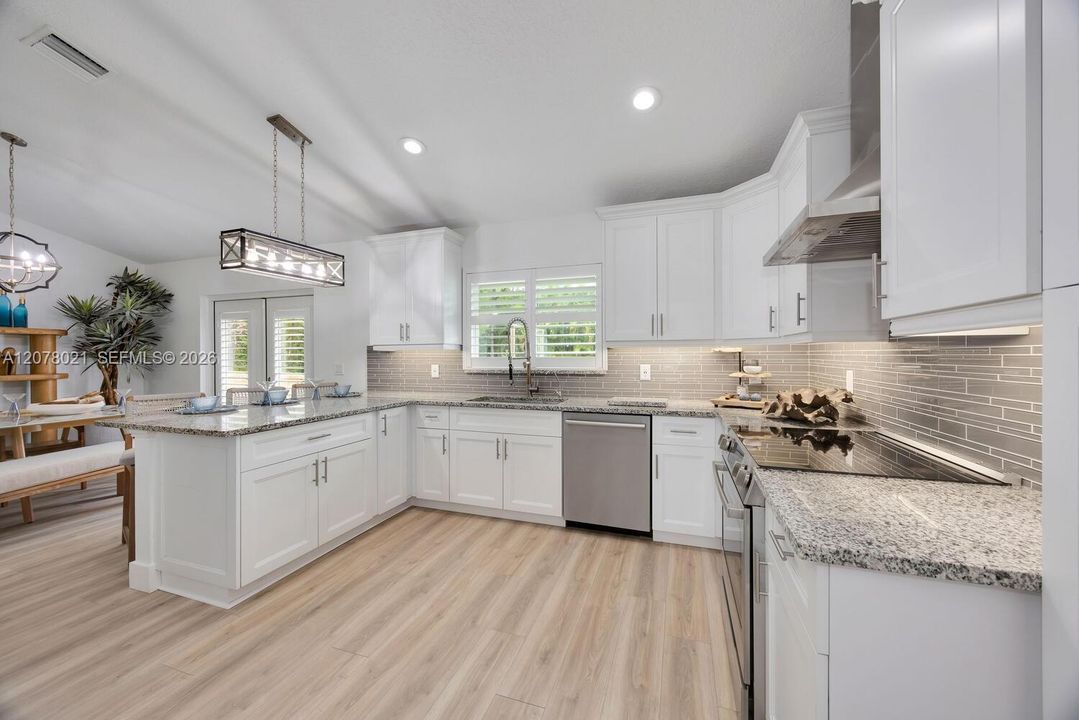 For Rent: $5,500 (4 beds, 2 baths, 2340 Square Feet)