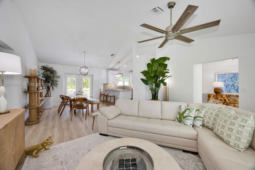 For Rent: $5,500 (4 beds, 2 baths, 2340 Square Feet)