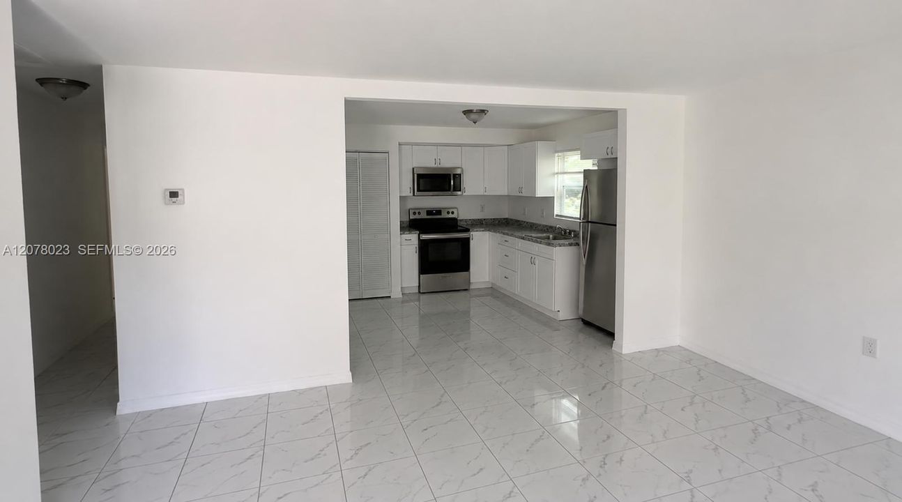 В аренду: $2,500 (4 спален, 2 ванн, 1122 Квадратных фут)