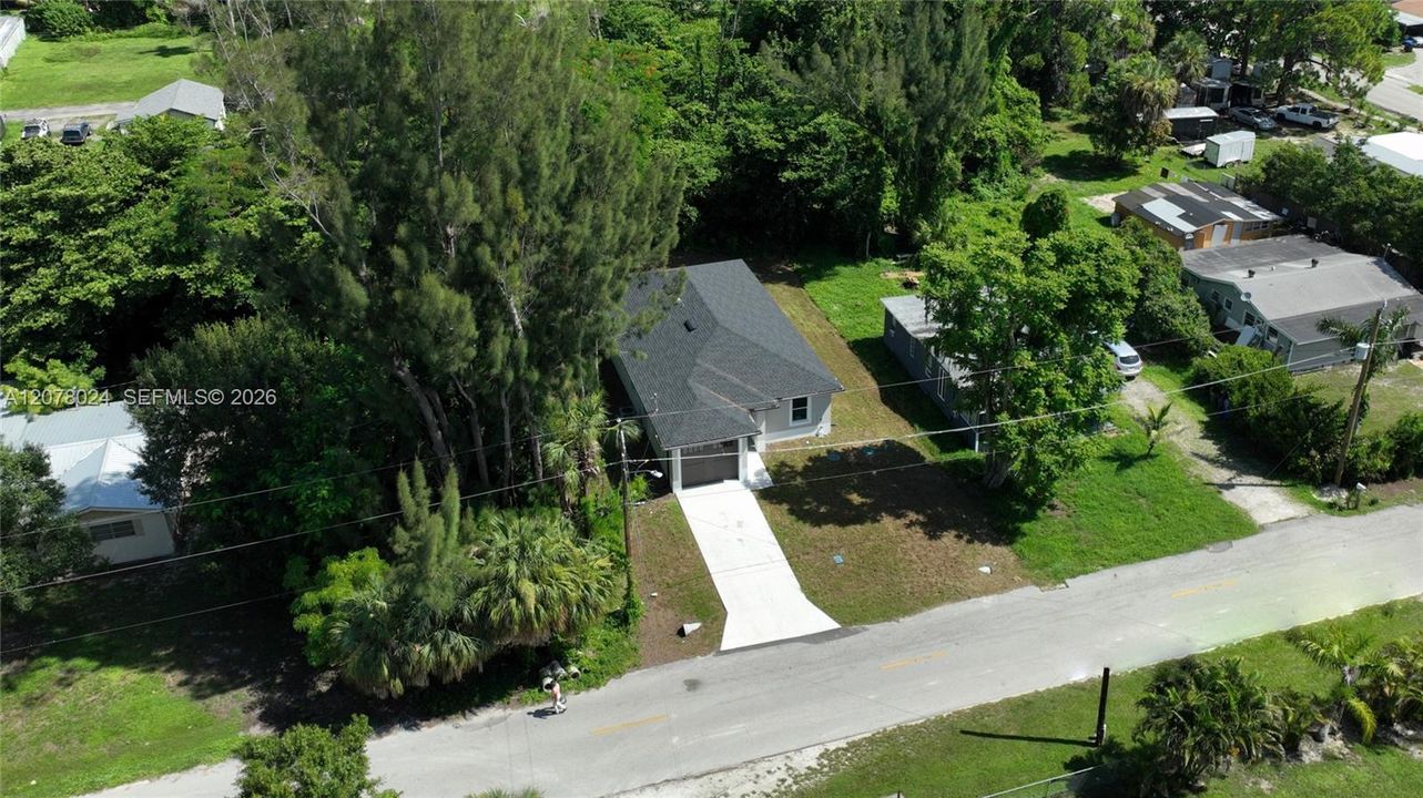En Venta: $319,900 (3 camas, 2 baños, 0 Pies cuadrados)