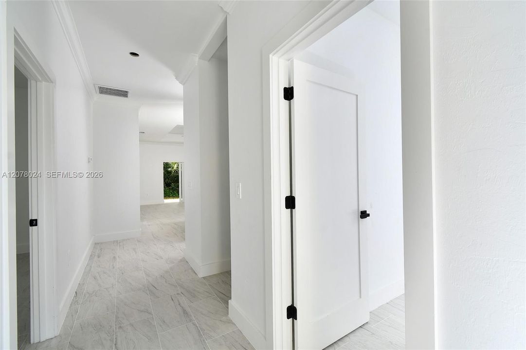En Venta: $319,900 (3 camas, 2 baños, 0 Pies cuadrados)