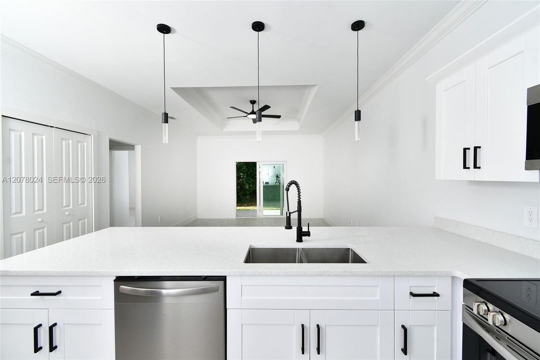 En Venta: $319,900 (3 camas, 2 baños, 0 Pies cuadrados)