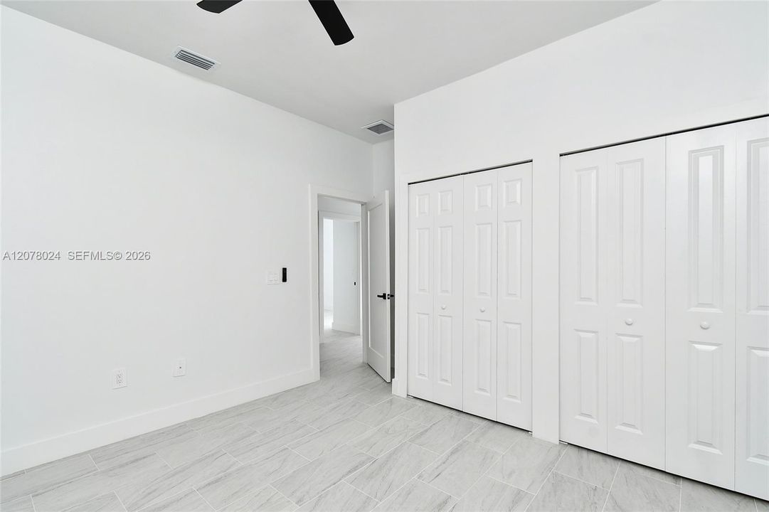 En Venta: $319,900 (3 camas, 2 baños, 0 Pies cuadrados)