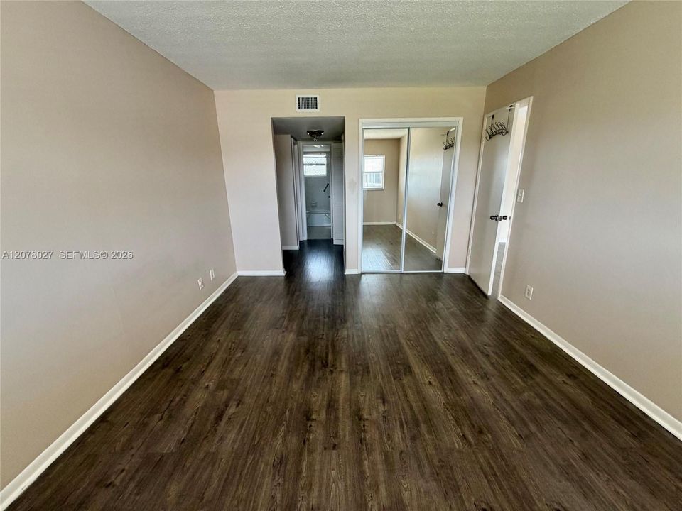 For Rent: $1,500 (1 beds, 1 baths, 775 Square Feet)