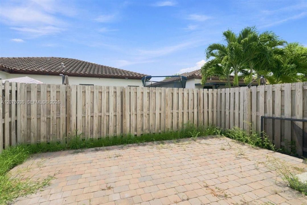 Recientemente alquilado: $2,500 (3 camas, 2 baños, 1705 Pies cuadrados)