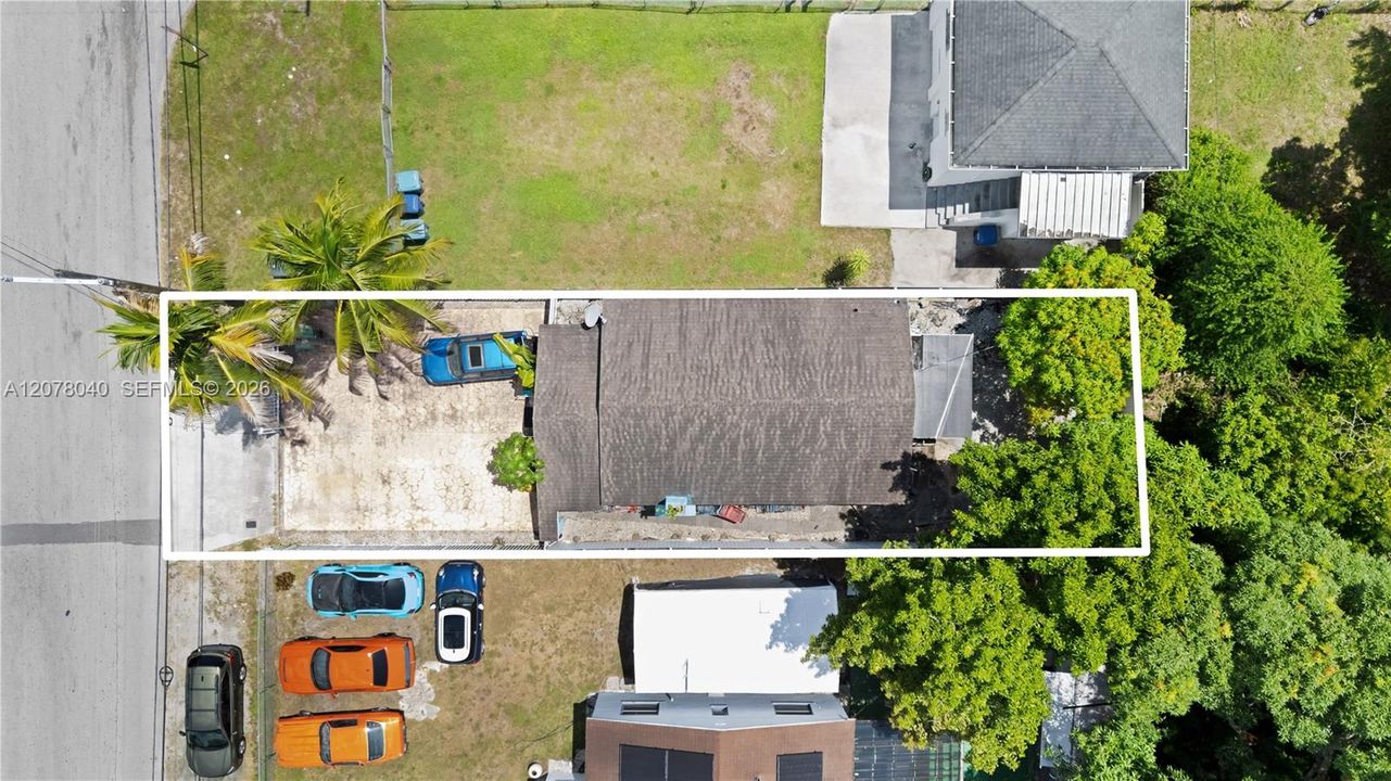 En Venta: $400,000 (2 camas, 1 baños, 833 Pies cuadrados)