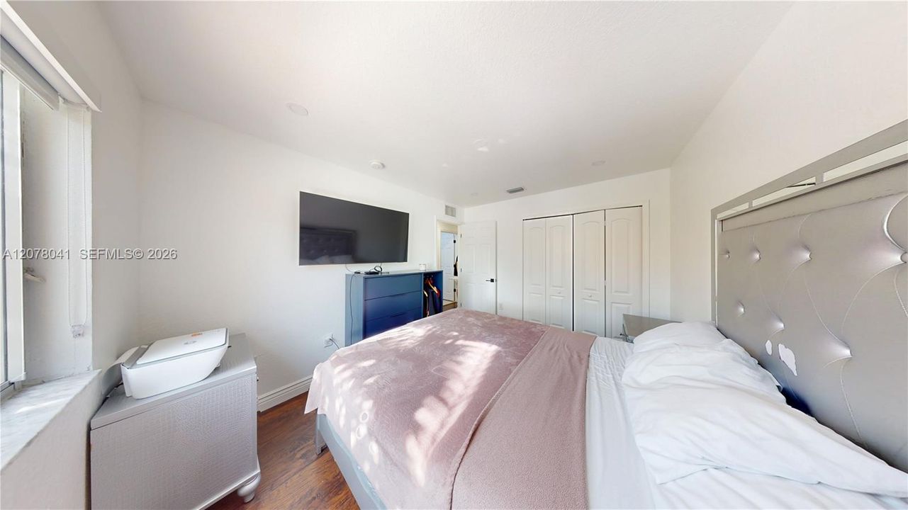 For Sale: $455,000 (3 beds, 2 baths, 1705 Square Feet)