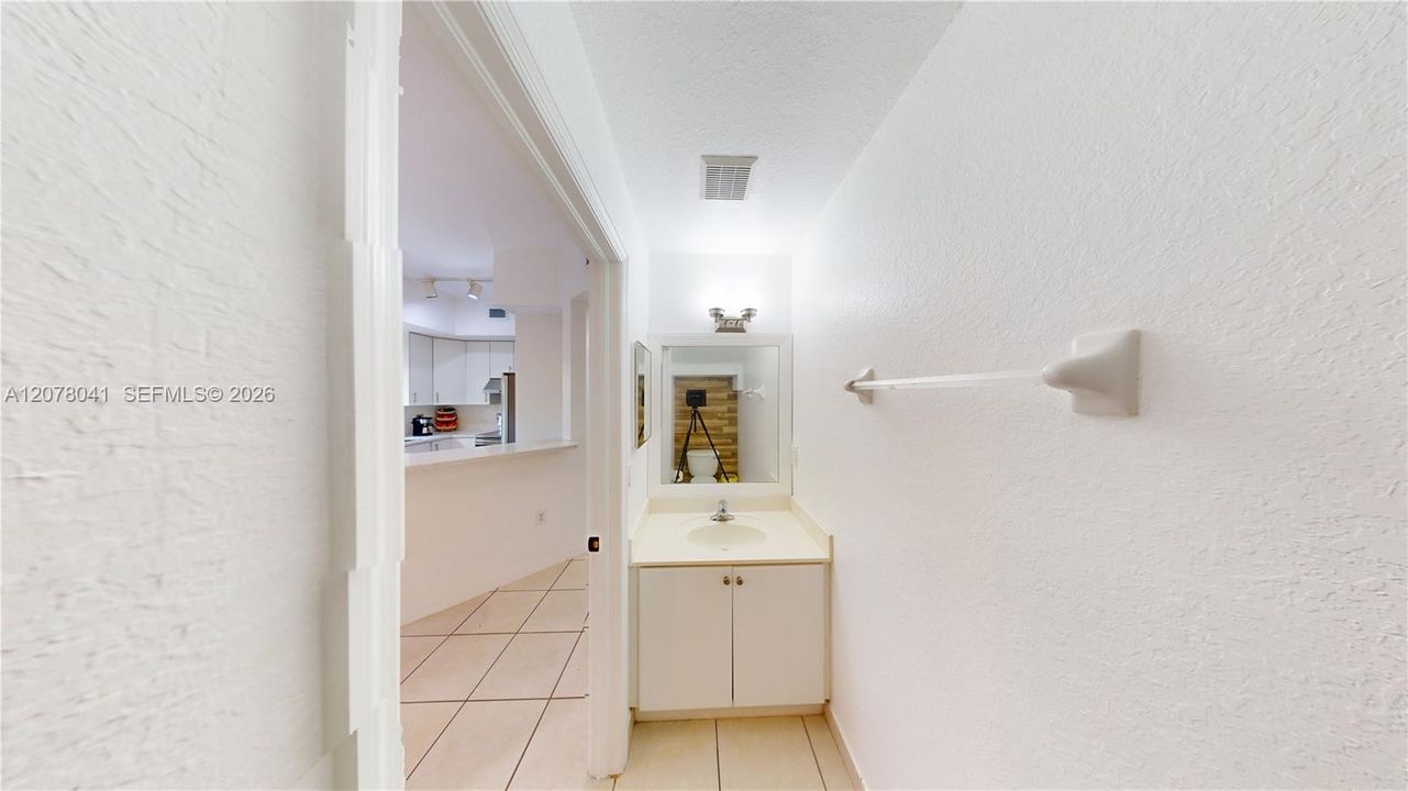 For Sale: $455,000 (3 beds, 2 baths, 1705 Square Feet)