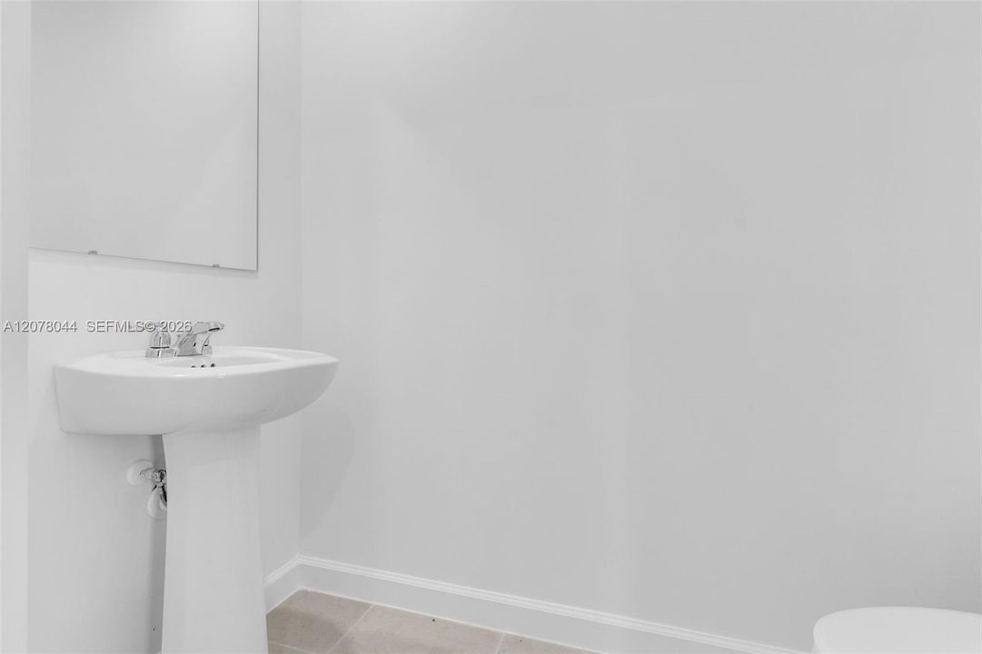 В аренду: $2,500 (3 спален, 2 ванн, 0 Квадратных фут)