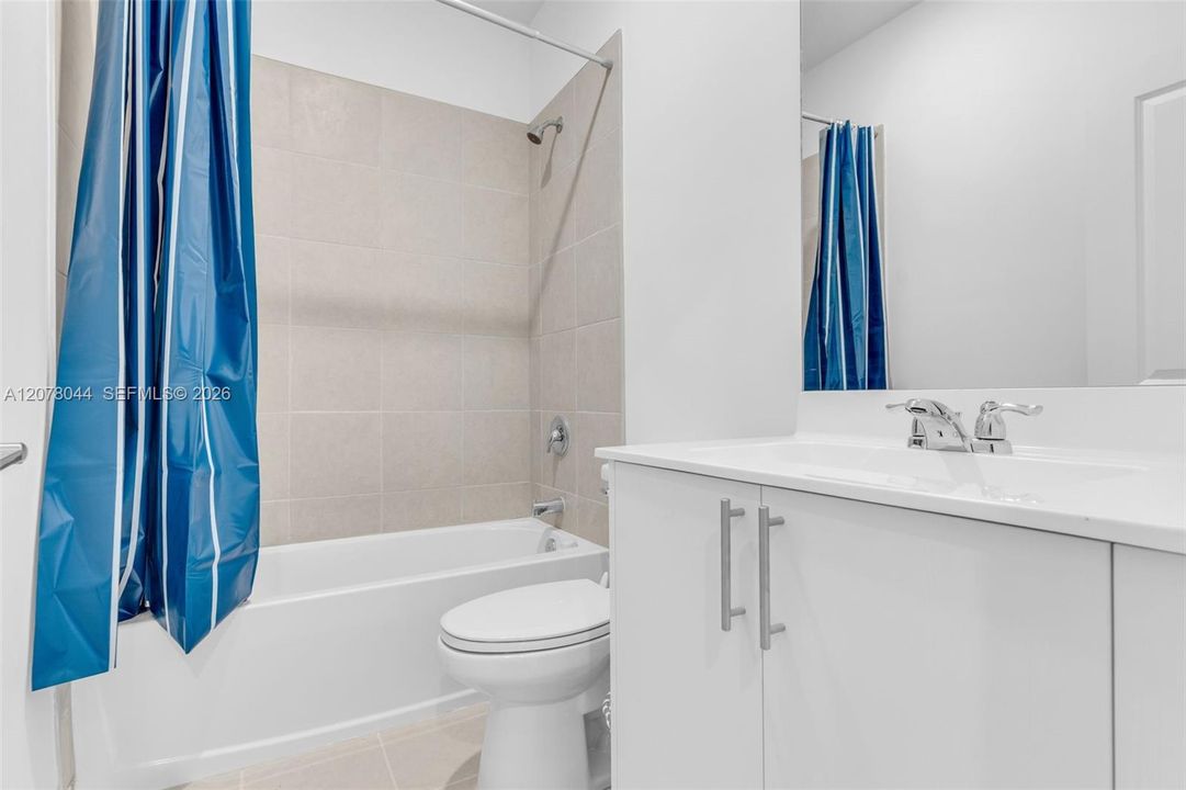 В аренду: $2,500 (3 спален, 2 ванн, 0 Квадратных фут)