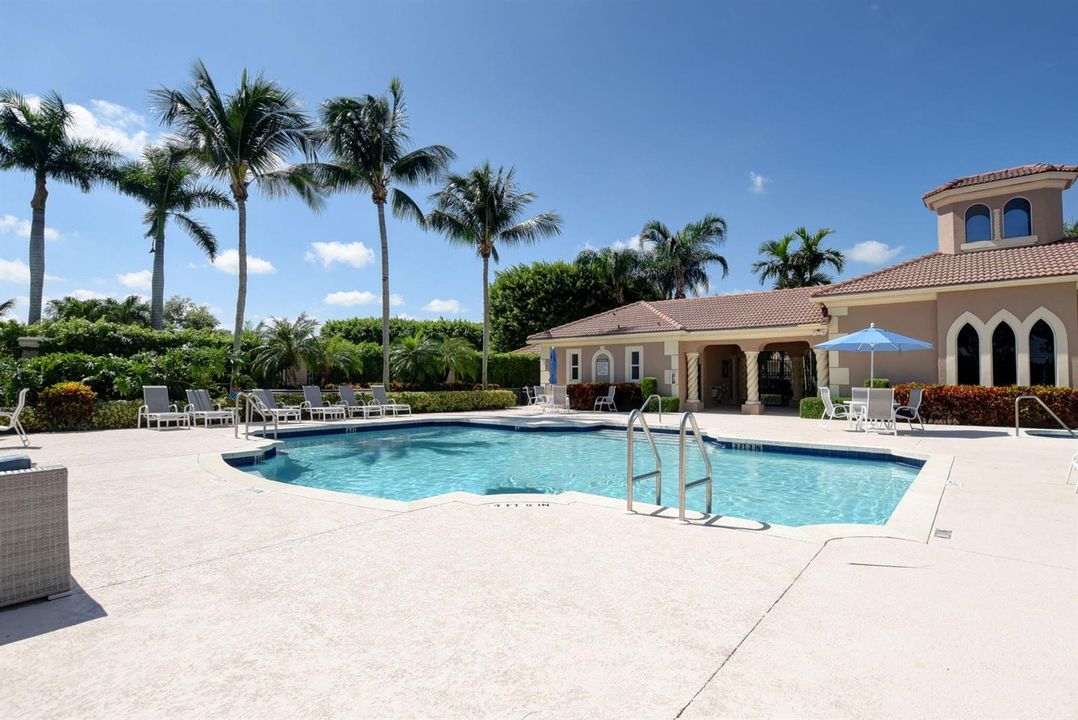 Addison pool