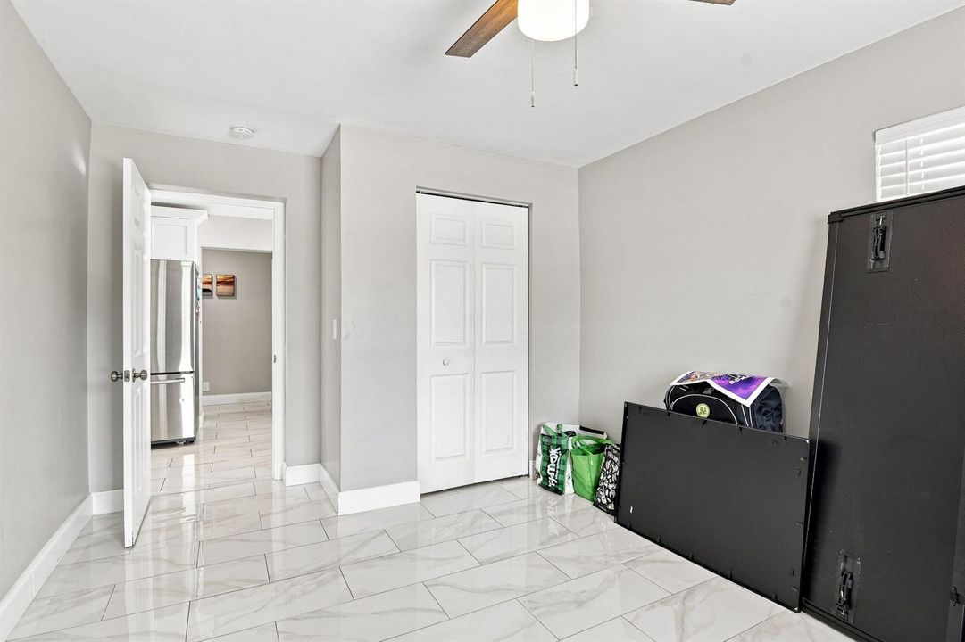 19-web-or-mls-1217%20W%2032nd%20St%20%28
